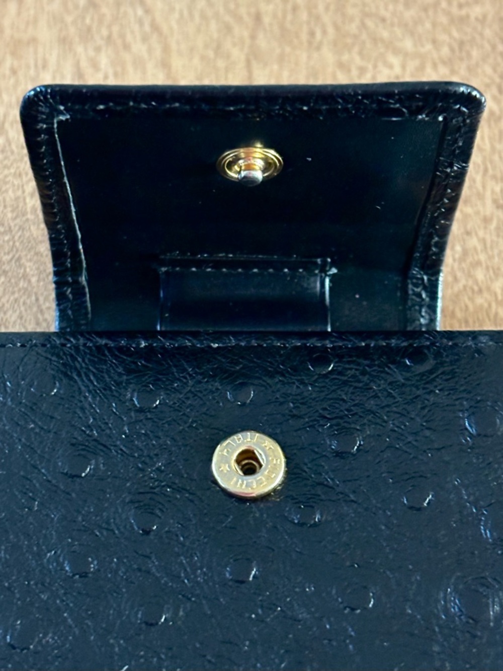 Gianni Versace Vintage Sunburst Organizer/Planner, Black Ostrich, VGVC - Picture 10 of 16